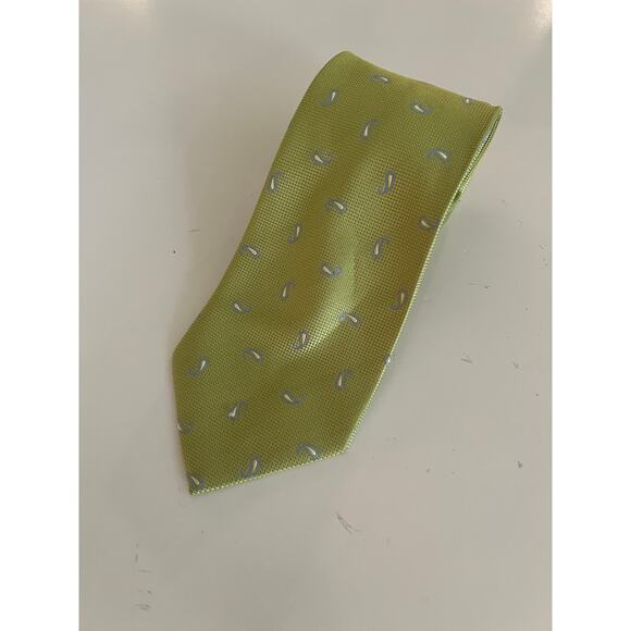 IZOD Men's 100% Silk Neck Tie Line Green w Blue Small Paisley Print JL - Picture 1 of 8